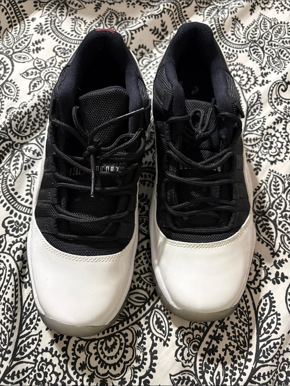 Jordan 11 low kids